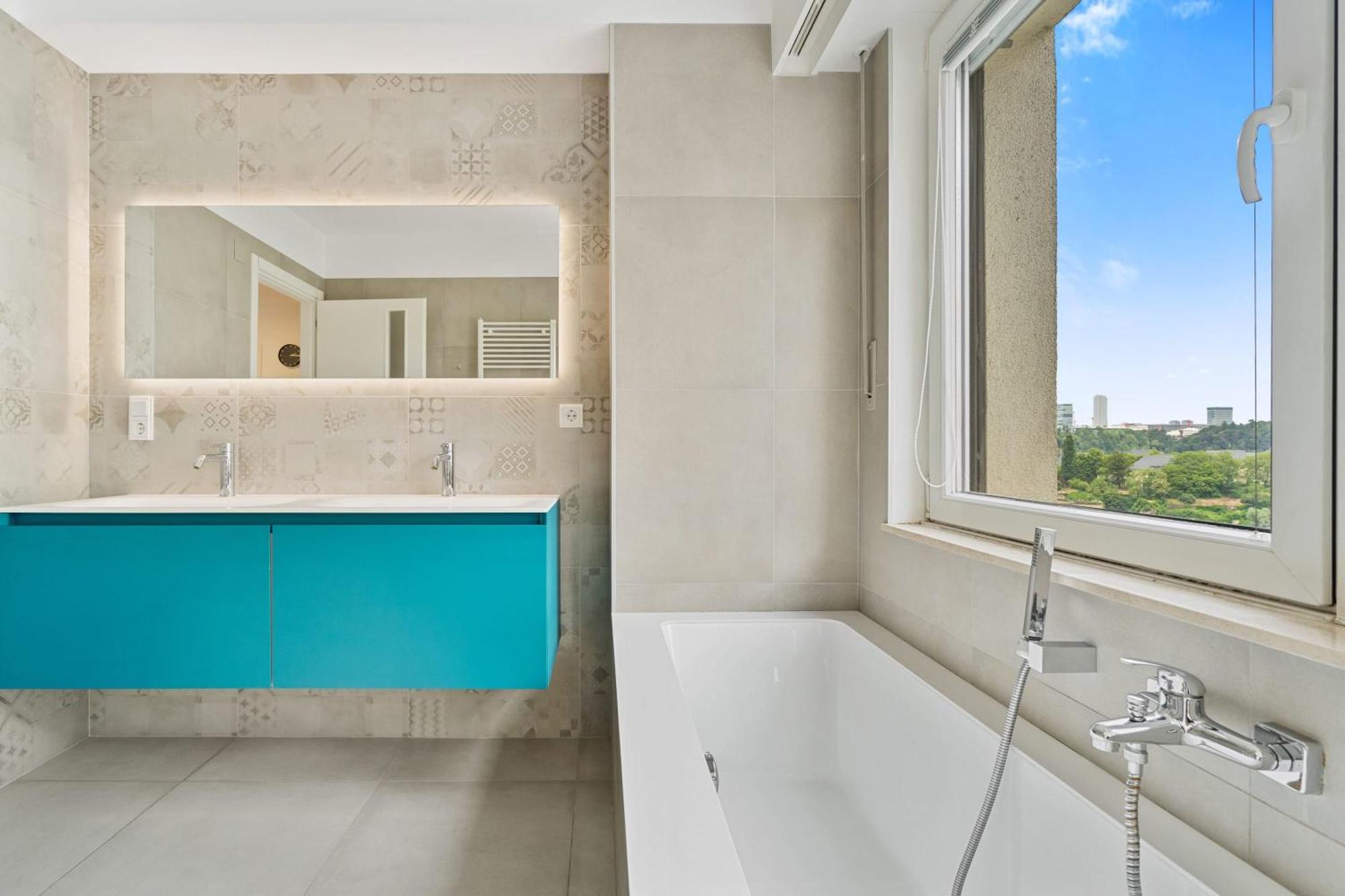 Central Lux 2Br Apt With City Views & Balcony Luxemburg Exteriör bild