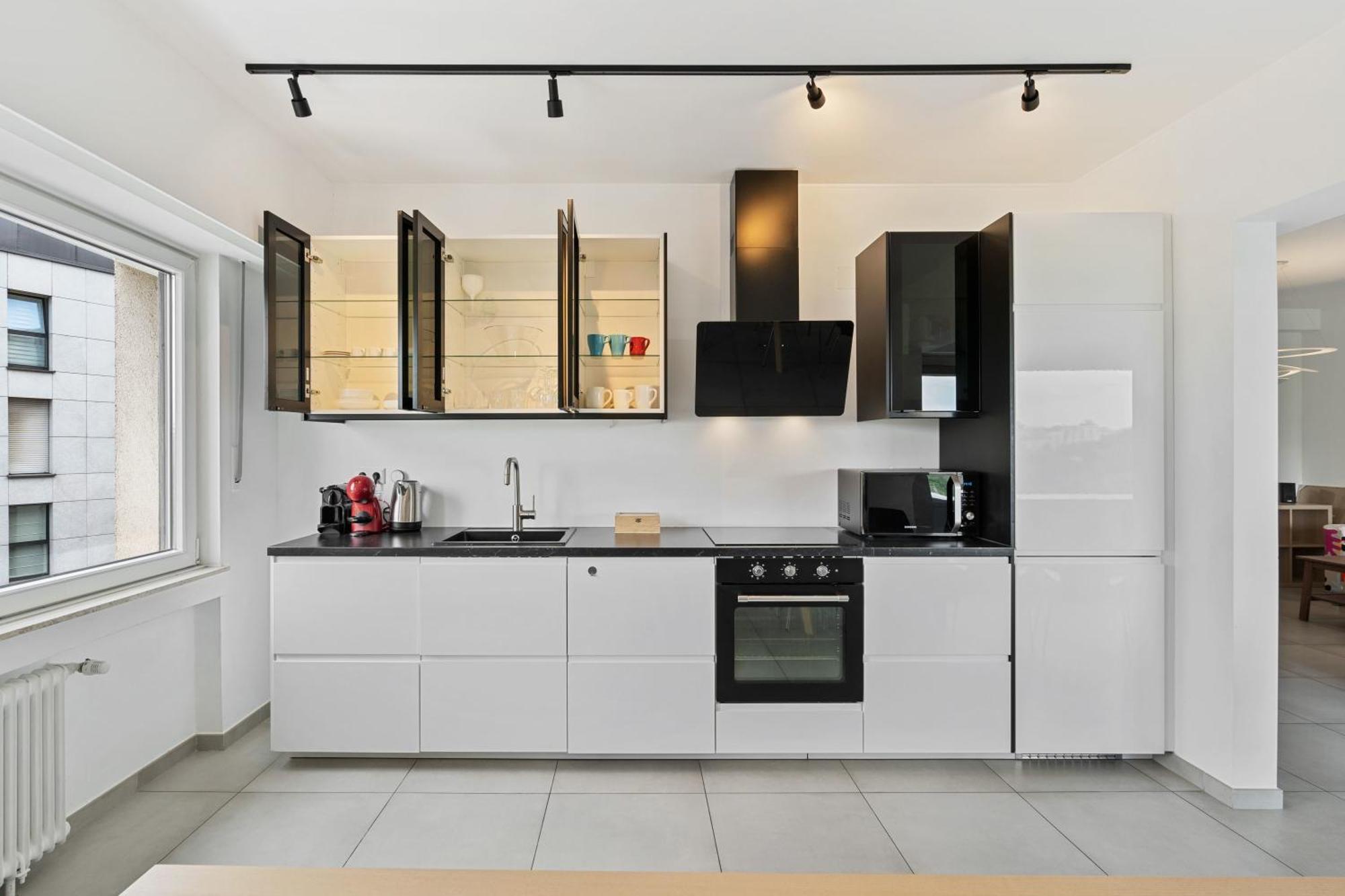 Central Lux 2Br Apt With City Views & Balcony Luxemburg Exteriör bild