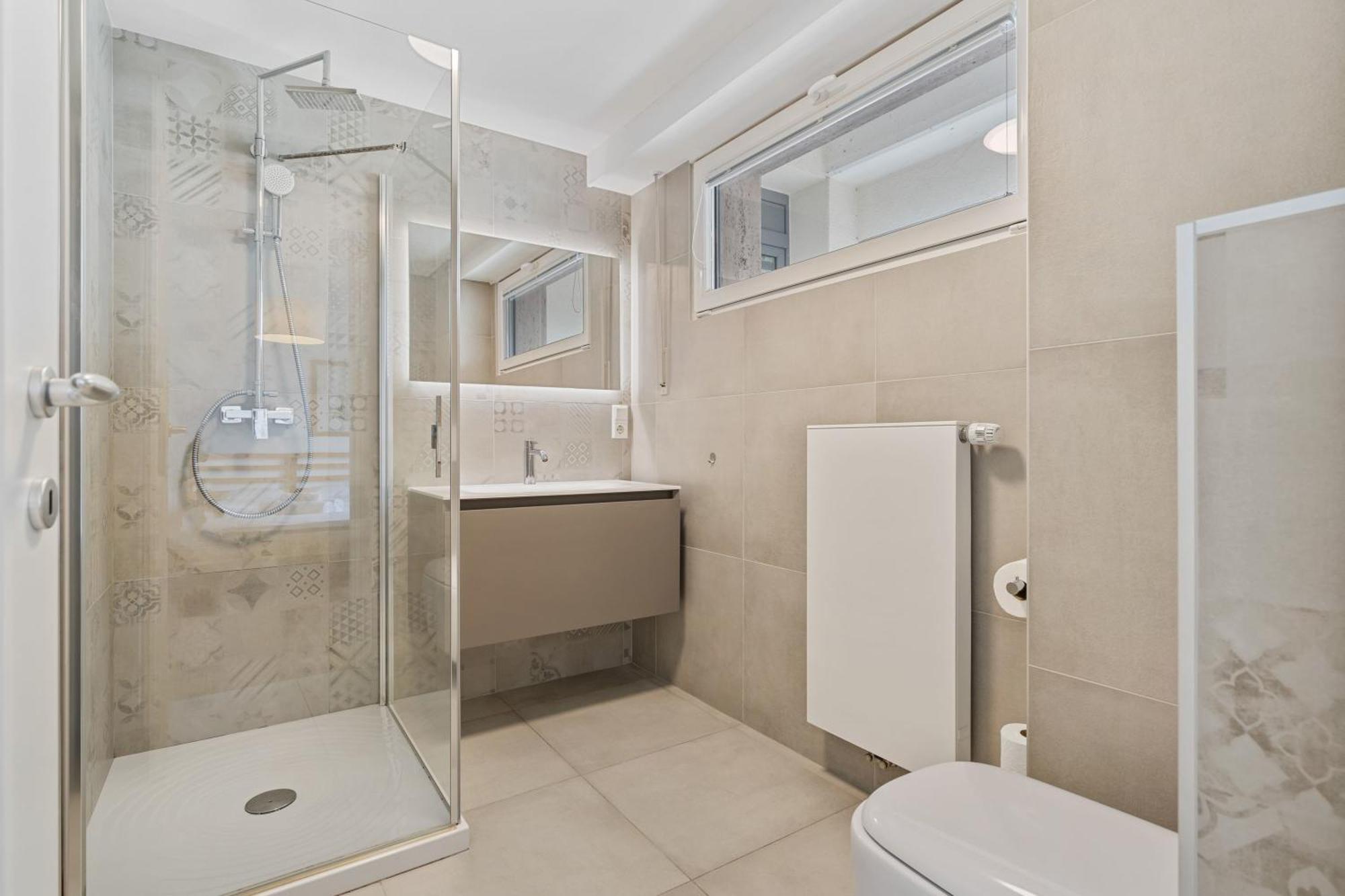 Central Lux 2Br Apt With City Views & Balcony Luxemburg Exteriör bild