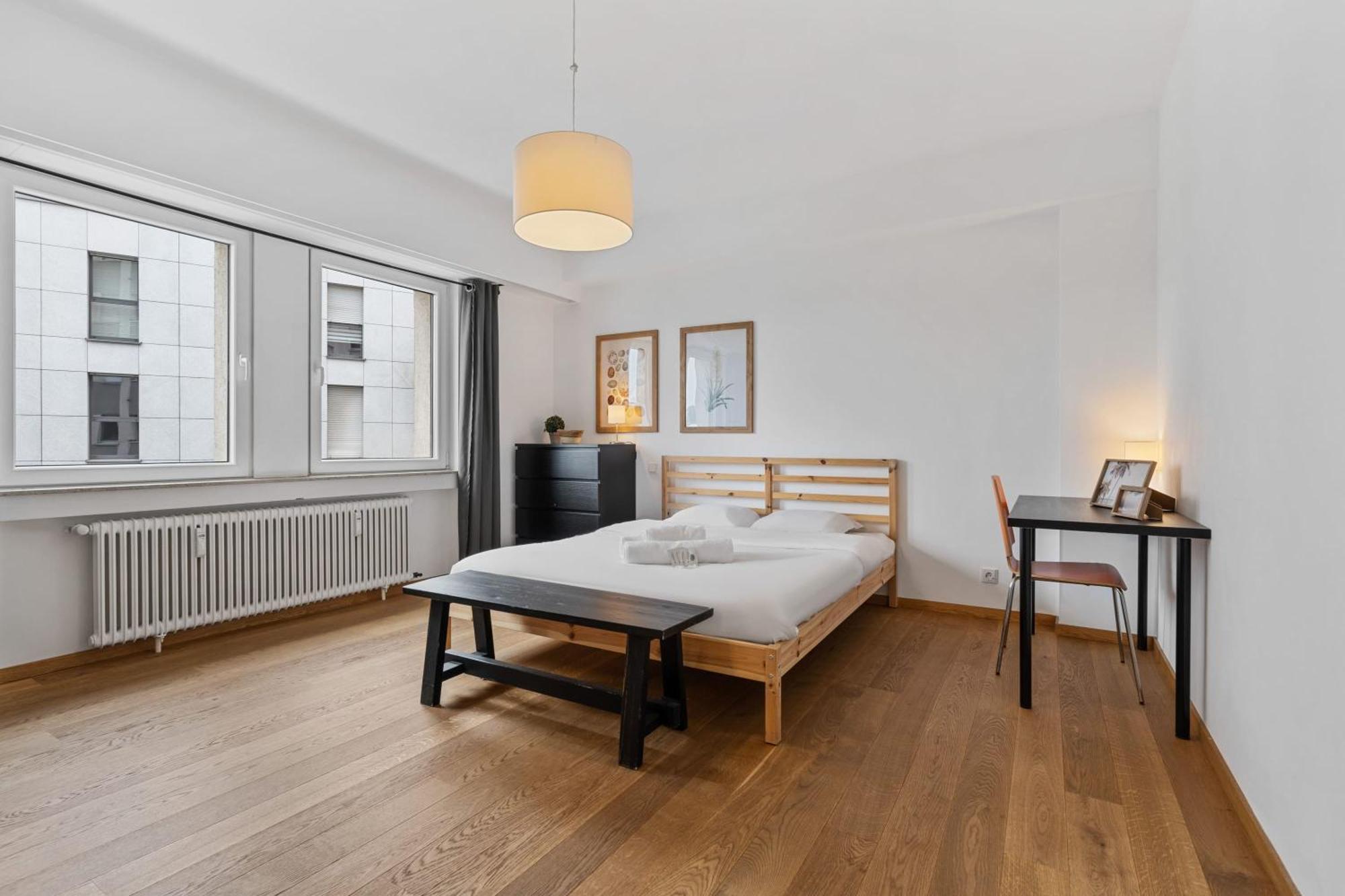 Central Lux 2Br Apt With City Views & Balcony Luxemburg Exteriör bild