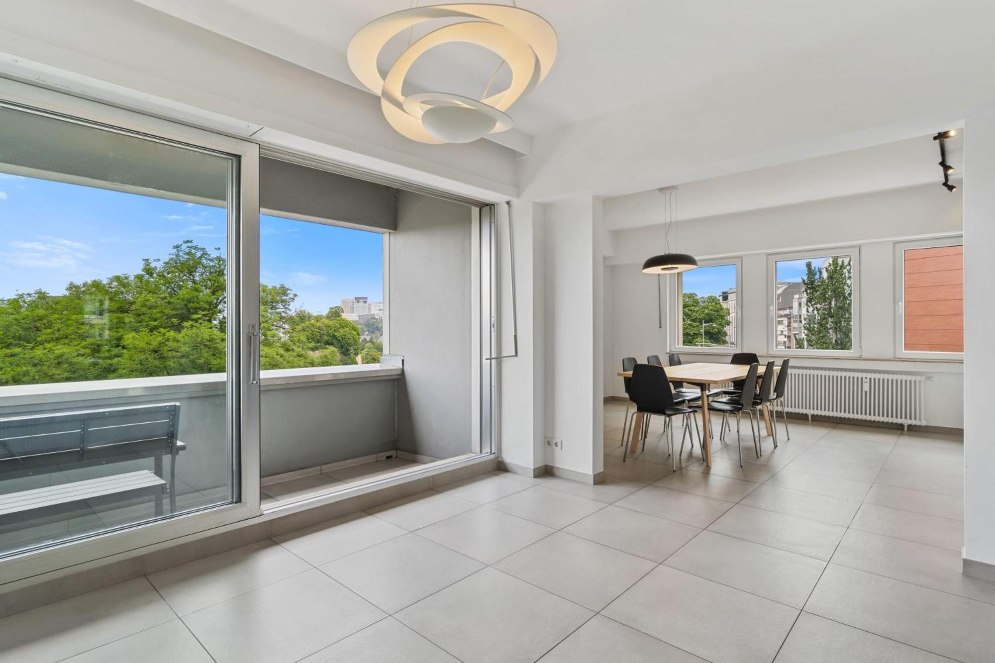 Central Lux 2Br Apt With City Views & Balcony Luxemburg Exteriör bild